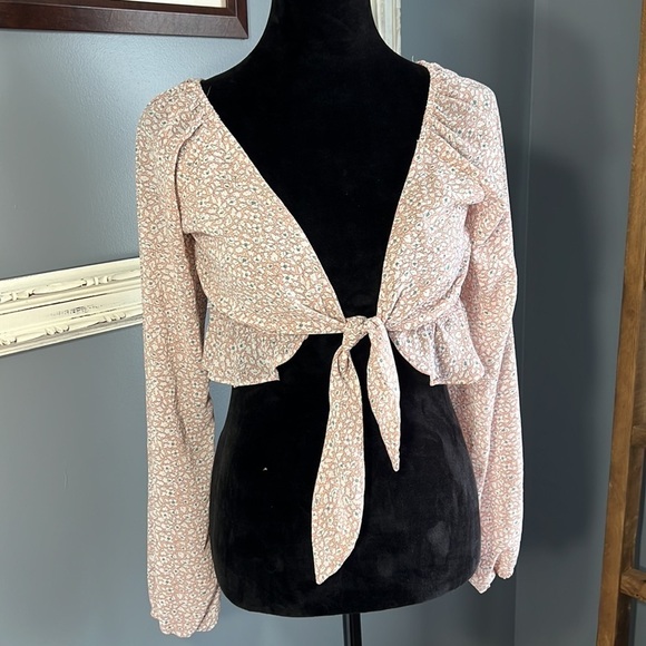 Princess Polly Pink Floral Tie Front Crop Top Size 6 Plunge Neckline BOHO - Picture 4 of 7